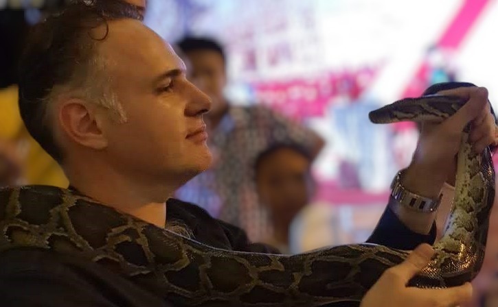 Profil de Irving, 34 ans, Annonce gay à Doische (Namur)