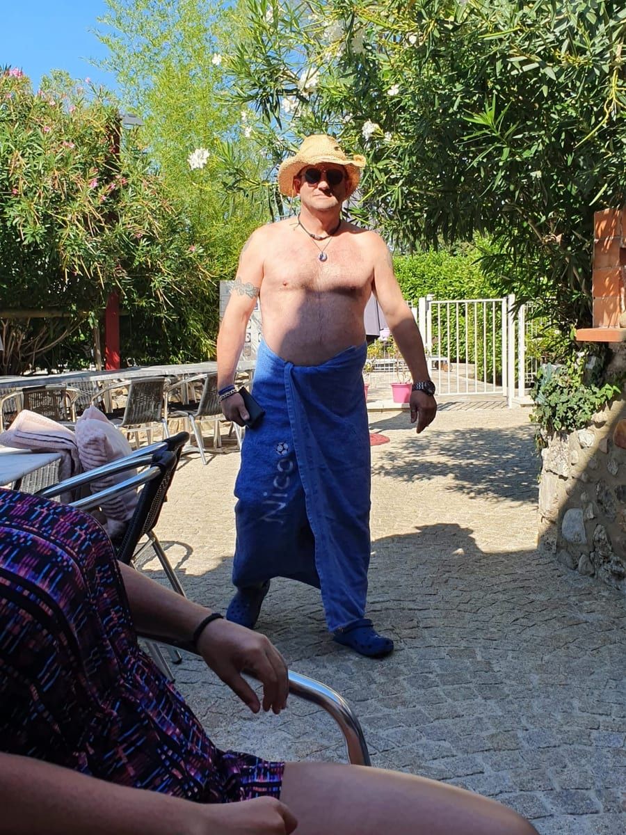 Maxan - Annonce gay à Couvin Profil de Maxan, 41 ans, Annonce gay à Couvin (Namur)