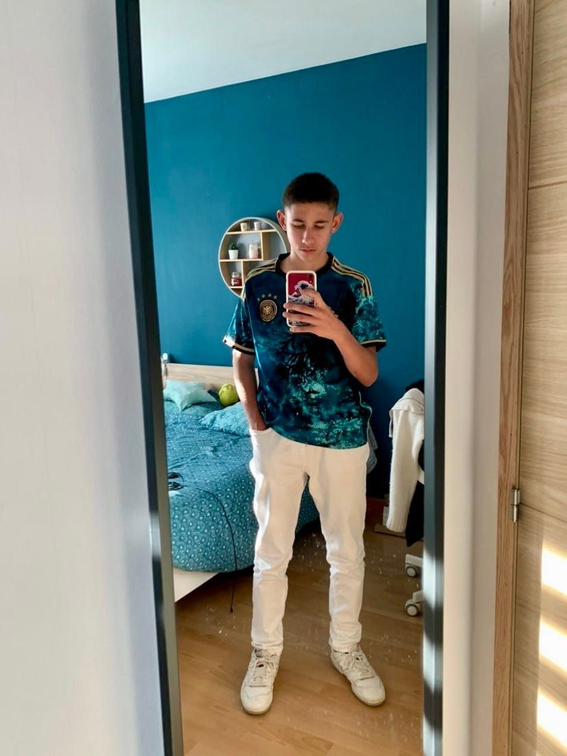 Profil de Khylian, 28 ans, Annonce gay à Somme-Leuze (Namur)