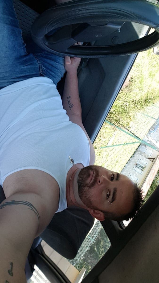 Profil de Niven, 37 ans, Annonce gay à Hastière (Namur)