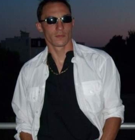 Profil de Davide, 42 ans, Annonce gay à Rochefort (Namur)