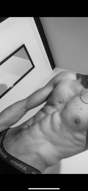 Profil de Lamine, 35 ans, Annonce gay à Bièvre (Namur)