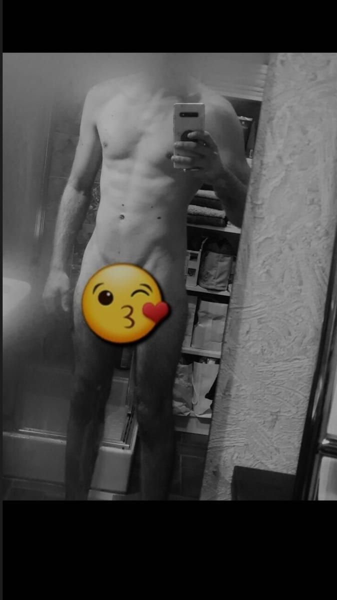 Profil de Dayven, 24 ans, Annonce gay à Gedinne (Namur)
