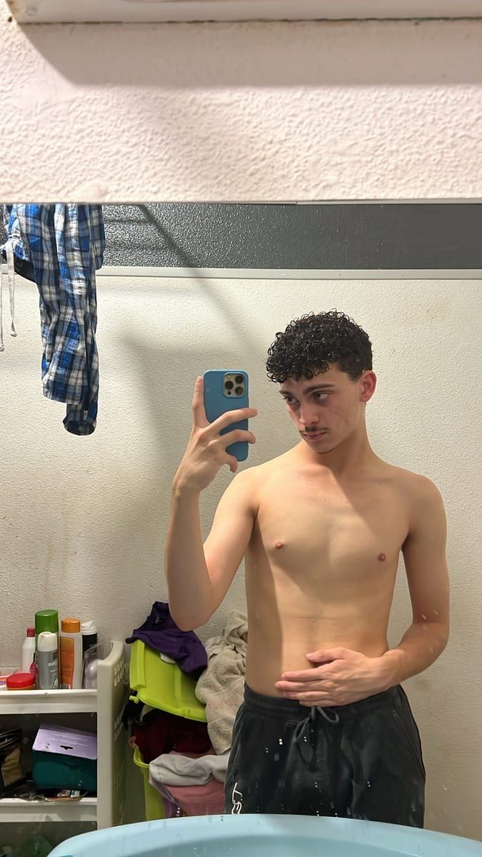 Profil de Kane, 40 ans, Annonce gay à Houyet (Namur)