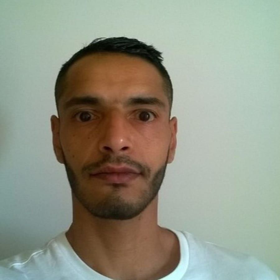 Profil de Michal, 34 ans, Annonce gay à Jemeppe-sur-Sambre (Namur)