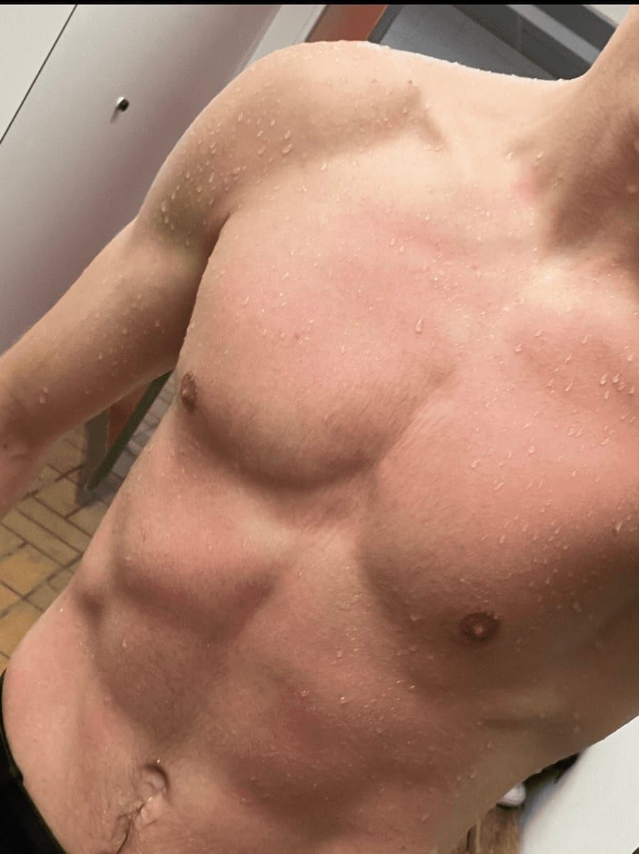 Profil de Lowell, 37 ans, Annonce gay à Walcourt (Namur)