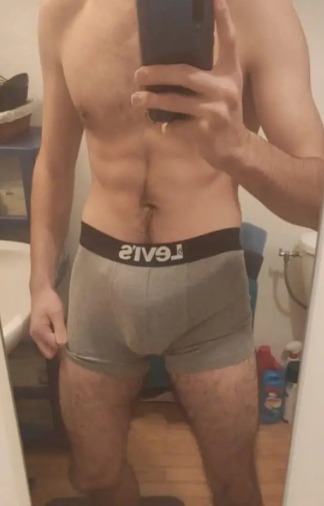Profil de Denis, 30 ans, Annonce gay à Profondeville (Namur)