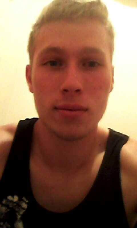Profil de Lee-roy, 22 ans, Annonce gay à Dinant (Namur)