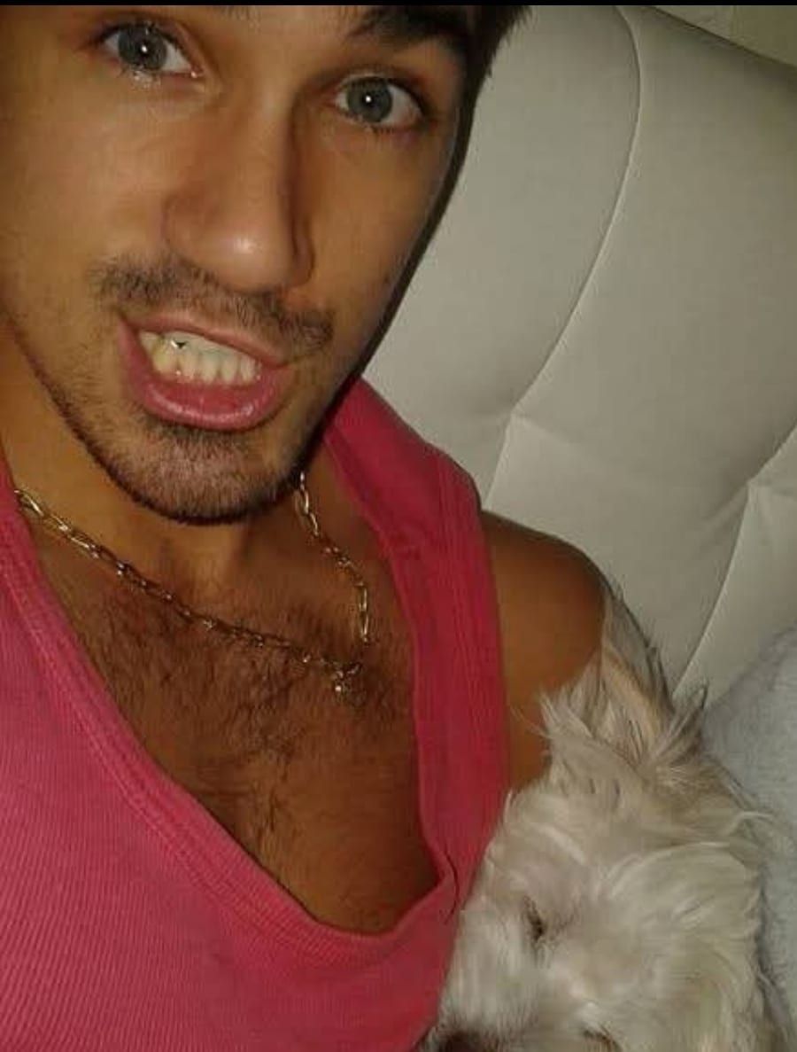 Antonio - Annonce gay à Ohey Profil de Antonio, 27 ans, Annonce gay à Ohey (Namur)