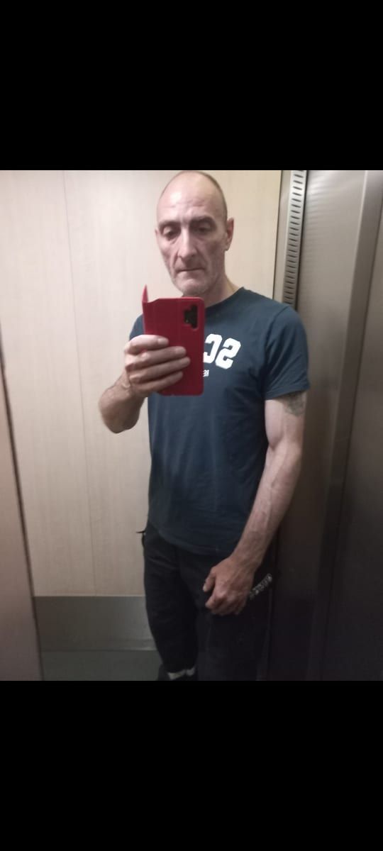 Profil de Sunny, 43 ans, Annonce gay à Bièvre (Namur)