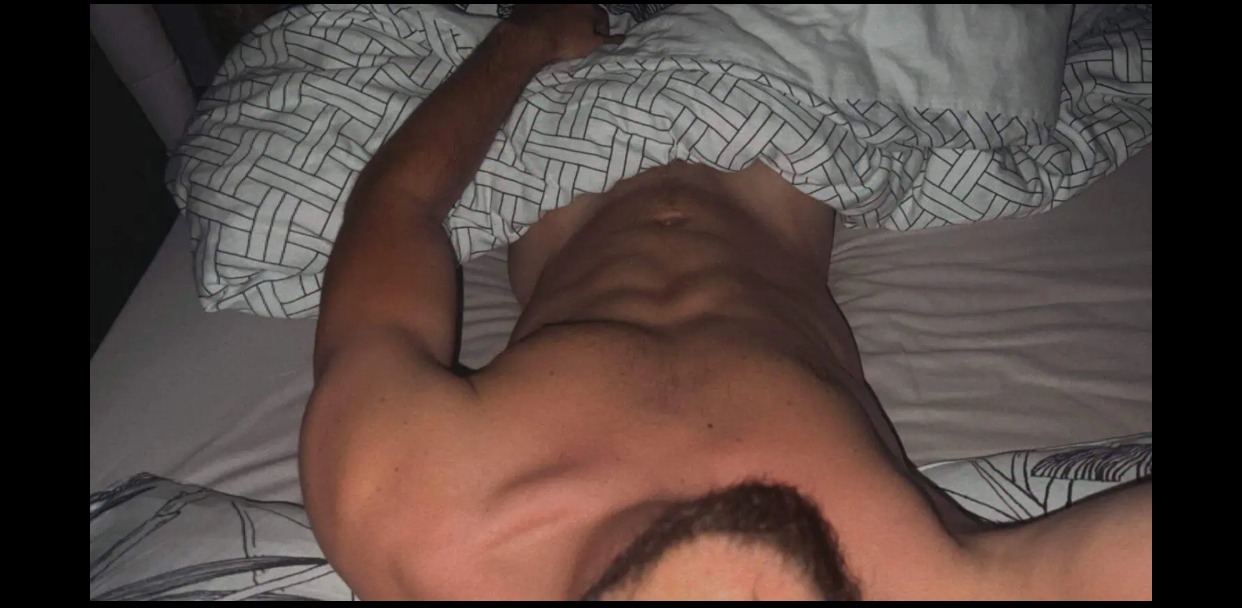 Profil de Lucca, 25 ans, Annonce gay à Gembloux (Namur)